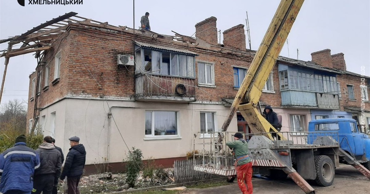 Нічна атака шахедів: є пошкодження у Старокостянтинові