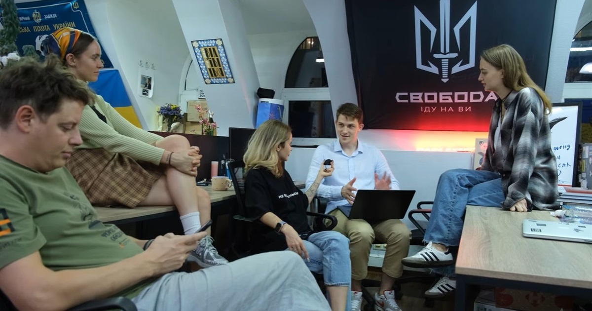 Закулісся успішних зборів. Як команда фонду Притули збирає мільйони для українських захисників