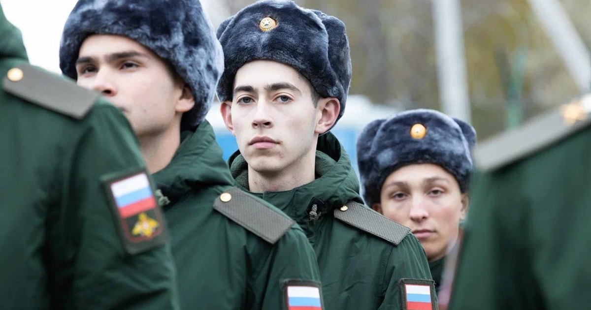 Перших строковиків з окупованої частини Запорізької області відправили на службу до армії рф