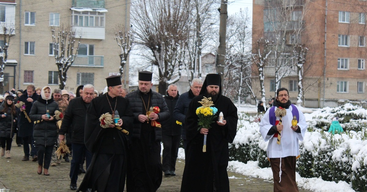 У Старокостянтинові вшанували пам'ять жертв голодоморів