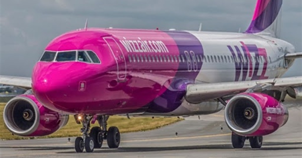 Розпродаж Wizz Air. Дешеві квитки на різдвяні базари від 9,99 євро