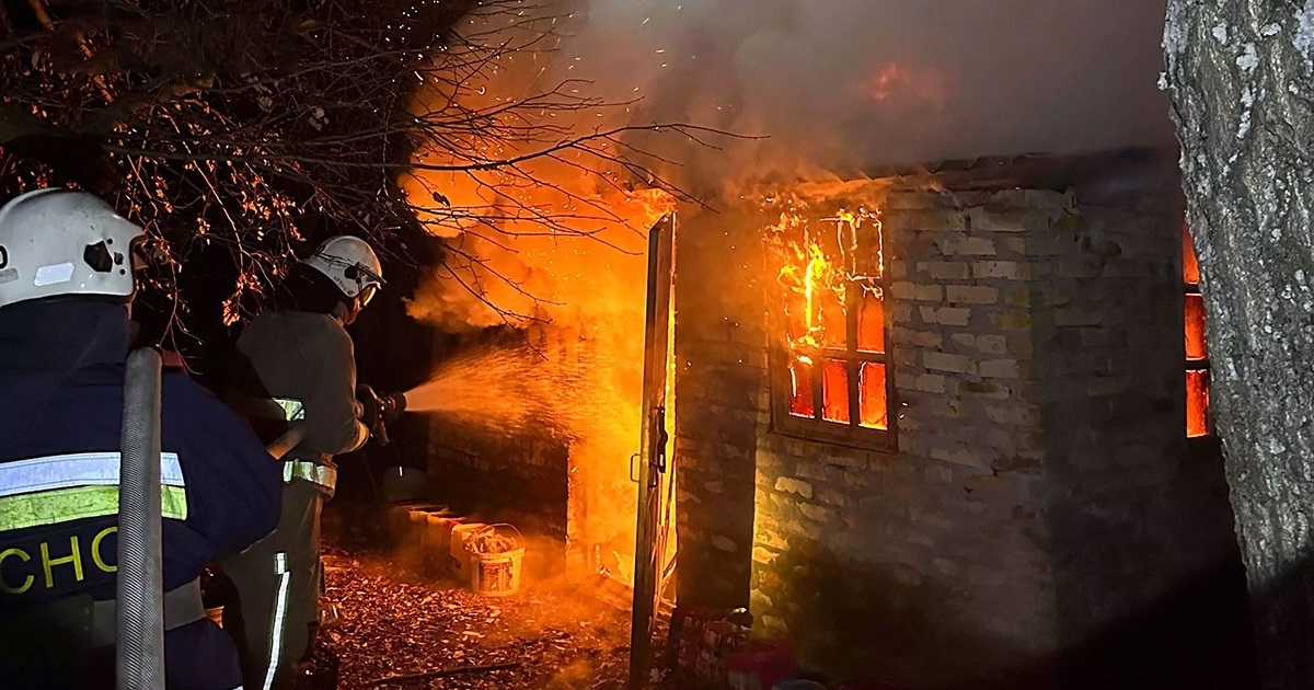 Нічна пожежа на Ржищівщині: вигорів будинок в селі