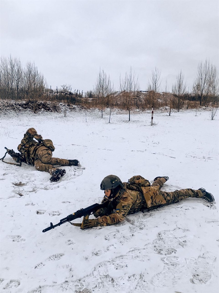 дрони