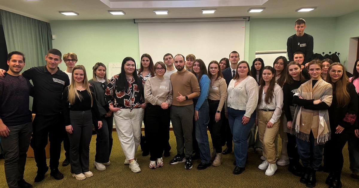 У Південному пройшов тренінг для молодіжних лідерів (ФОТО)