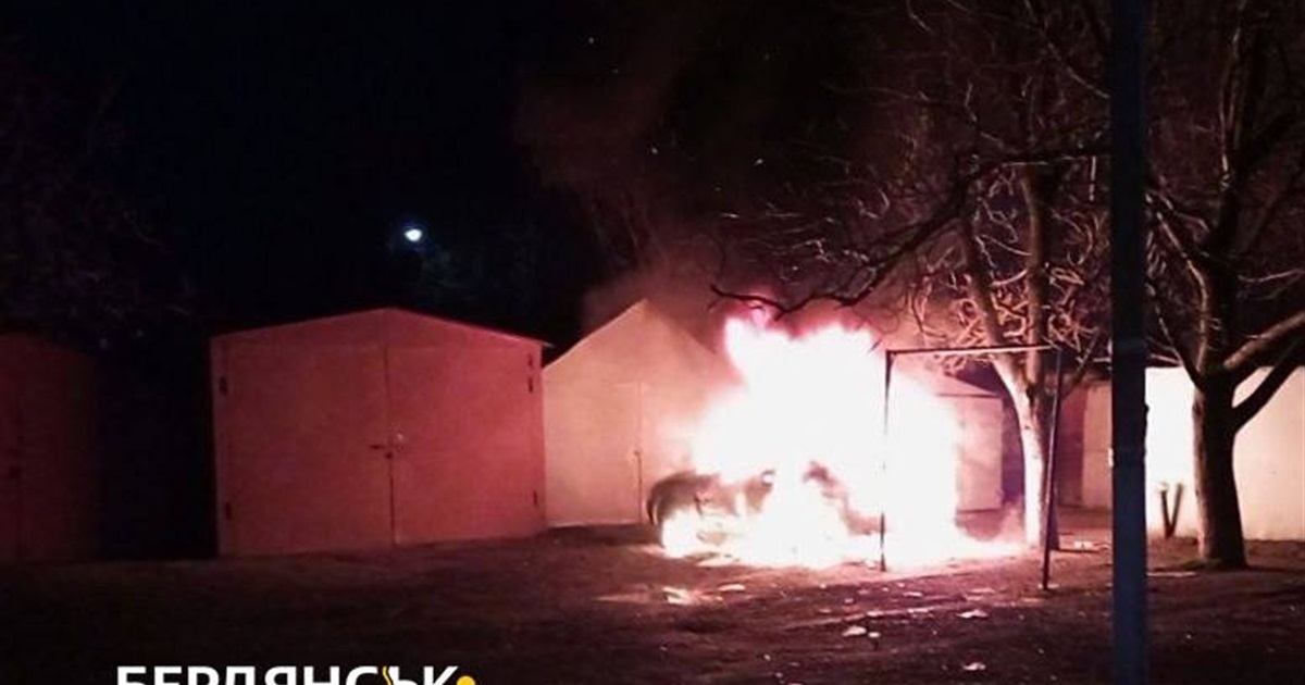 В окупованому Бердянську можливо підірвали автівку голови окупаційної ради міста