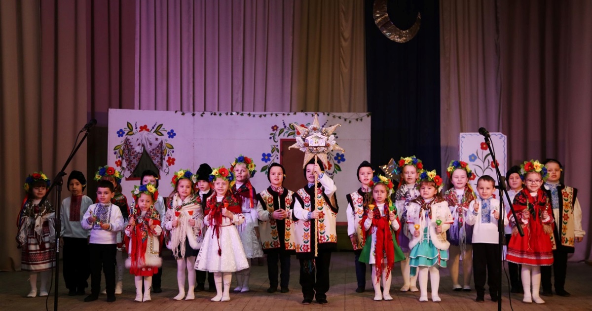 Фестиваль колядок "Різдвяний передзвін" відбувся в Кіцмані