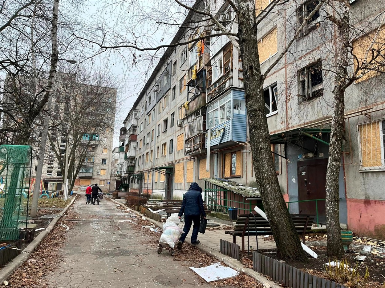 Зруйновані будинки Покровська