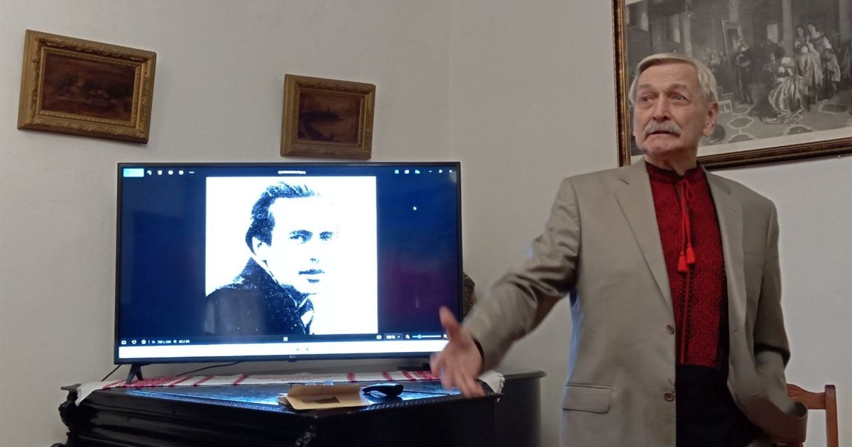 Заборонений і після смерті на 15 років: у Переяславі вшанували поета Василя Симоненка