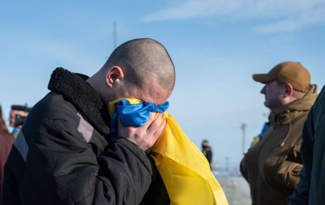 Військовий, звільнений з російського полону