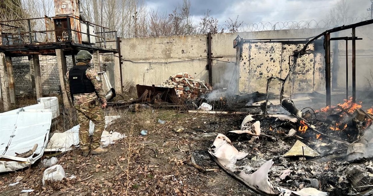 Ворог нищить все, що рухається містом — обстріли сильнішають. Яка ситуація на Донеччині і на фронті