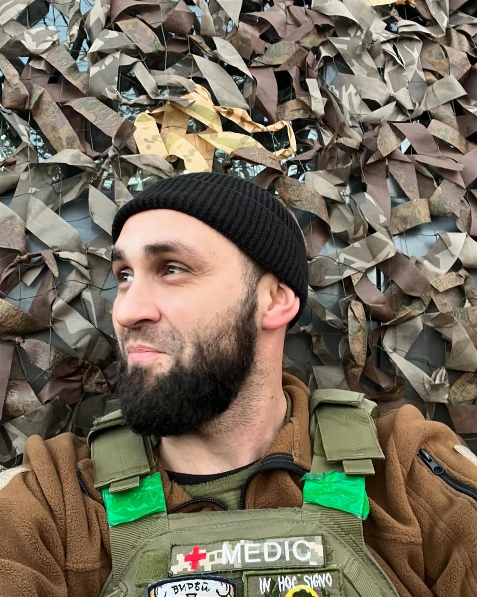 Роман у війську
