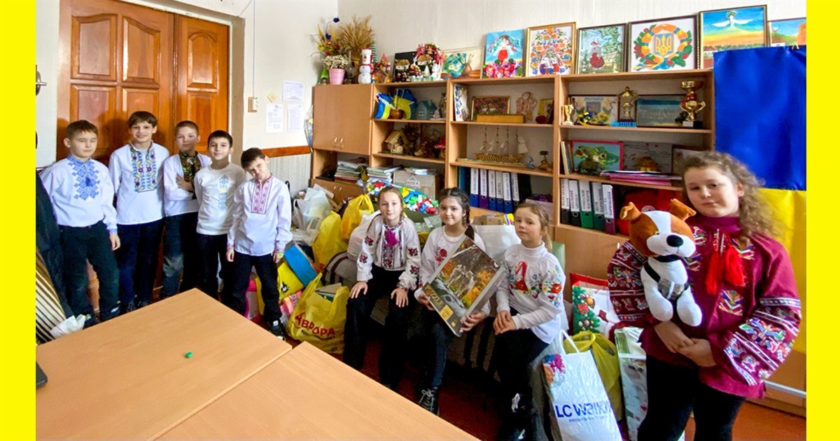 «Подарували частинку тепла та любові»: благодійна ініціатива рою «Соколята» Кагарлицького ліцею №1