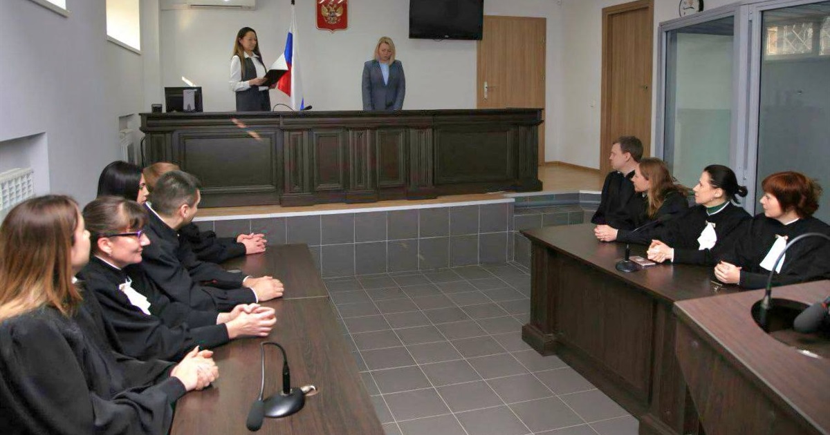 В окупований Бердянськ завезли чергових «судей» з рф