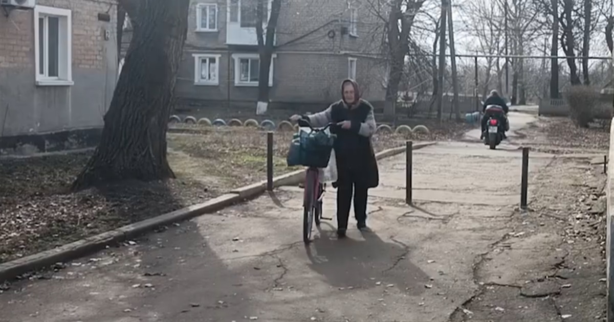 Армія рф контролює в’їзд в Родинське. Там досі залишається 1000 людей — як вони живуть