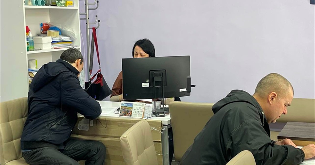 Відновлення в Корюківській громаді. В яких умовах працює місцевий ЦНАП після диверсії