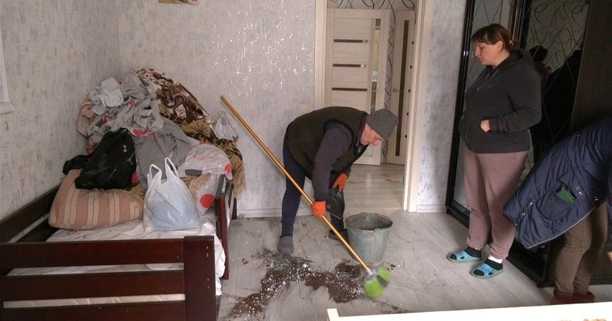 Наслідки атаки на громаду: в будинку було 8 людей, з них — двоє дітей чотирьох років і немовля.Відео