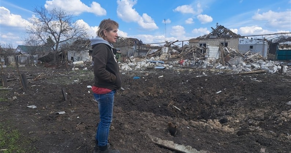 Родина пенсіонерів з Іллінівки втратила дім через російський обстріл. Там вони жили 45 років