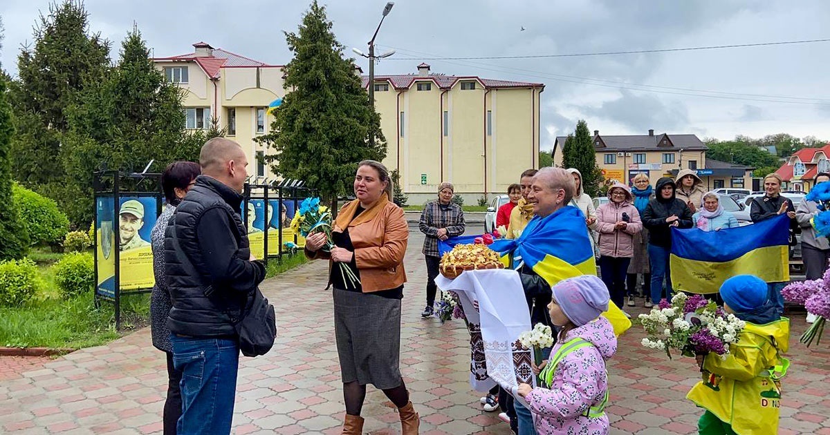 Ржищівщина зустріла свого Героя: Володимир Любич повернувся додому після років полону