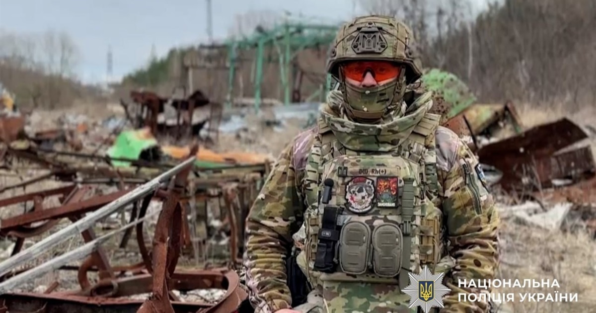 Щоб жити та відновлювати свій рідний край. Як поліцейський з Луганщини став вибухотехніком на фронті