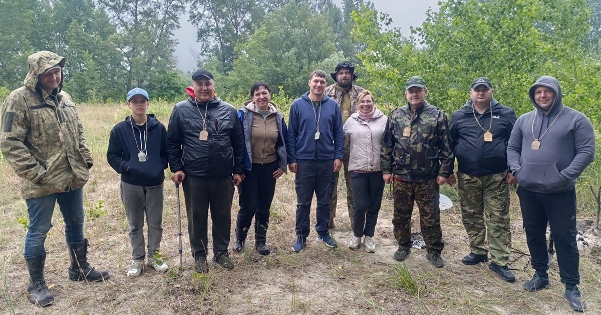 Для ветеранів організували риболовлю на березі Дніпра з юшкою, шашликом і теплим спілкуванням