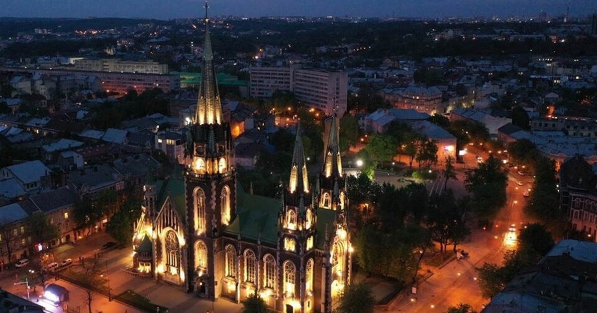 Романтичний відпочинок на двох у Львові. Ідеї для незабутнього вікенду
