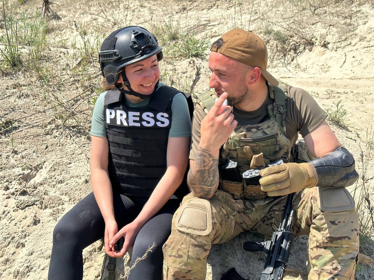 Діана Жвінкліс та Ара