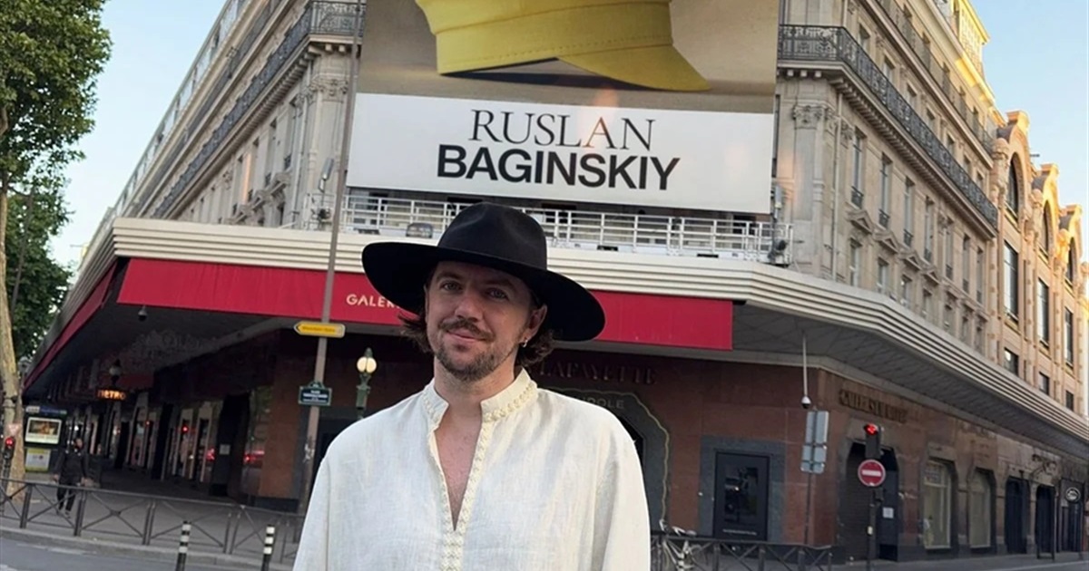 Багінський "захопив" найвідоміший універмаг Парижа — 12 вітрин про Україну