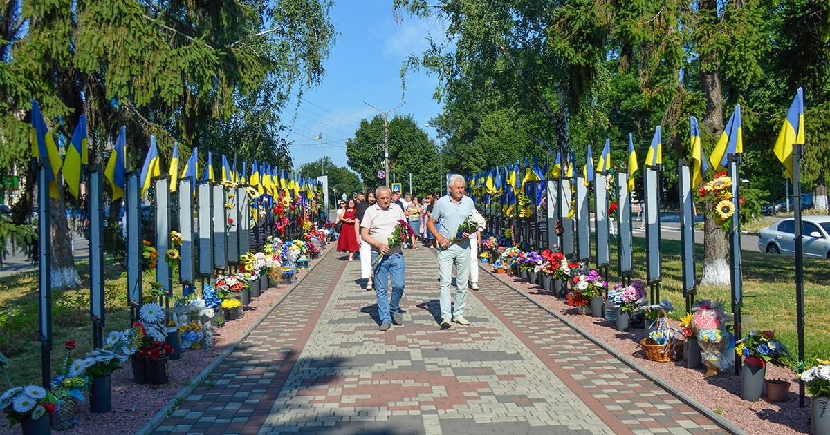 Урочистості з нагоди Дня Української Державності в Кагарлику: вшанували Героїв та Великого Кобзаря