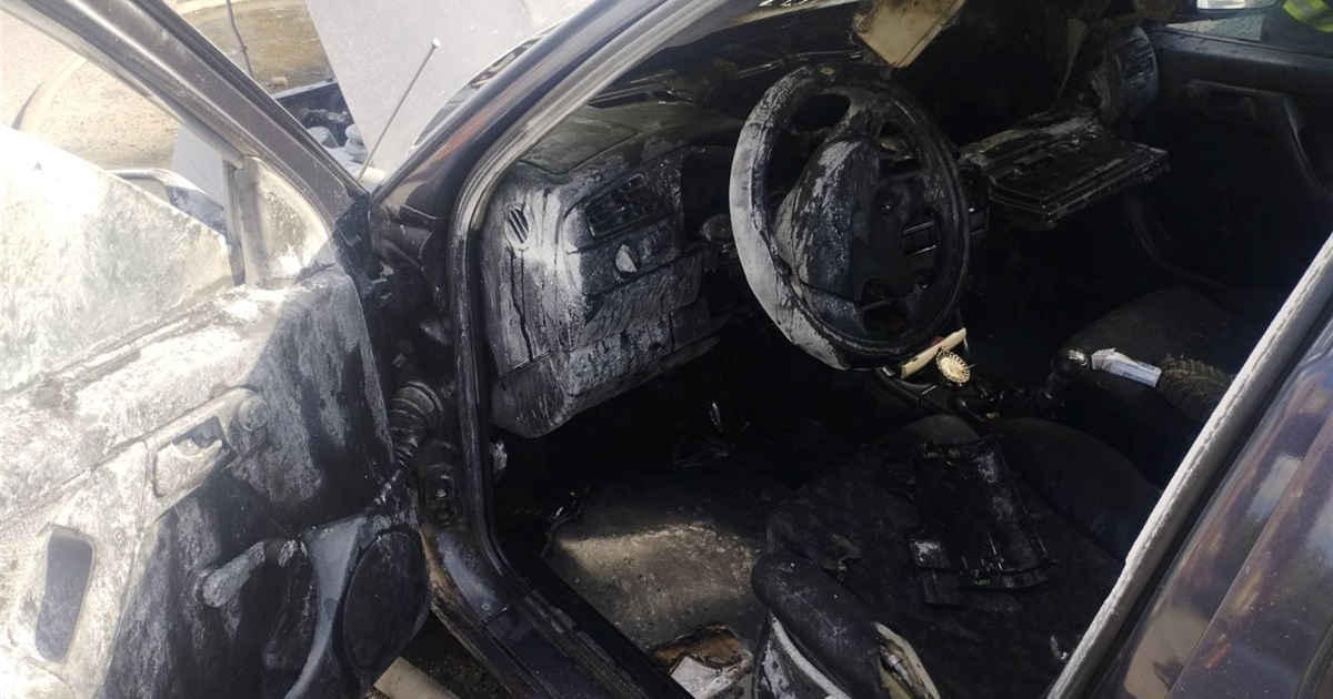 Пожежа в центрі Кагарлика - вогонь пошкодив автівку