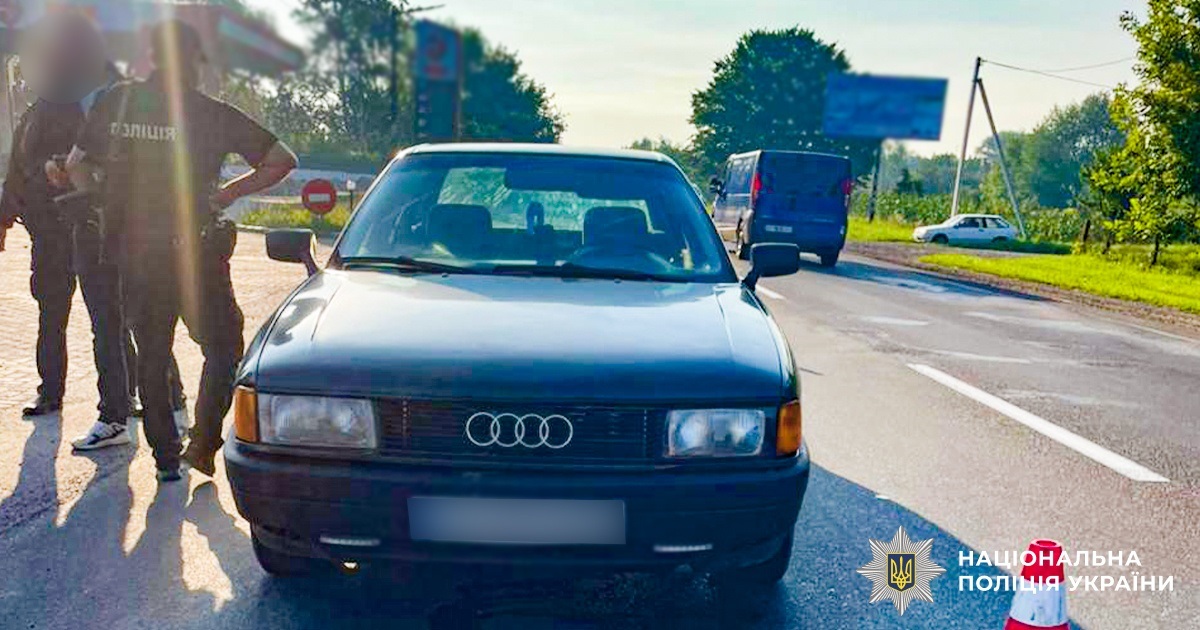 У Кіцмані вкрали автівку: поліція розшукала підозрюваного з села Драчинці