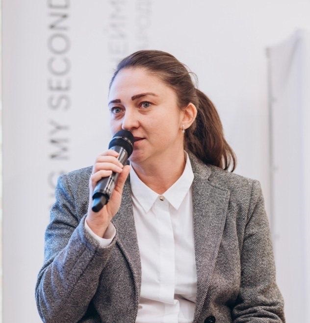 Голова Громадської організації "Центр розвитку місцевого самоврядування" Діана Баринова.
