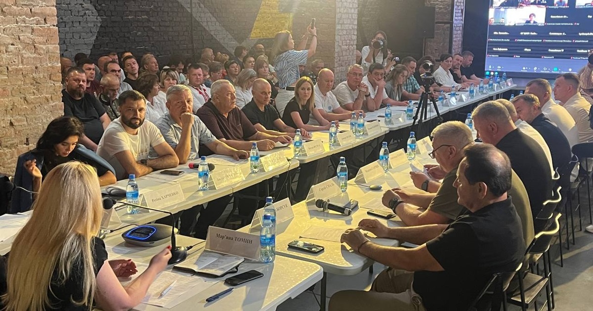 «Згуртовані громади»: делегація Кагарличчини зустрілася в Запоріжжі з партнерами з Енергодару