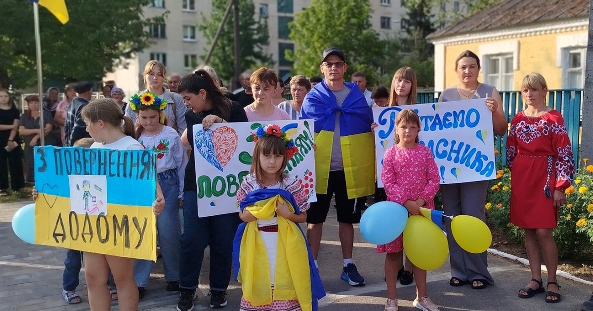 У Гущинцях зустріли земляка, який повернувся з полону