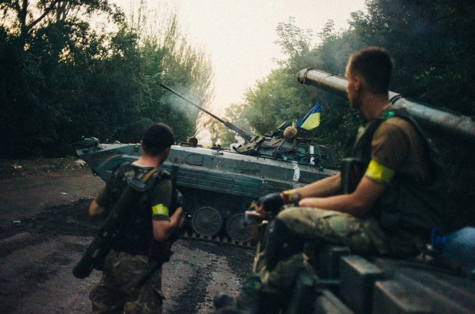 Українські військові на околицях Іловайська