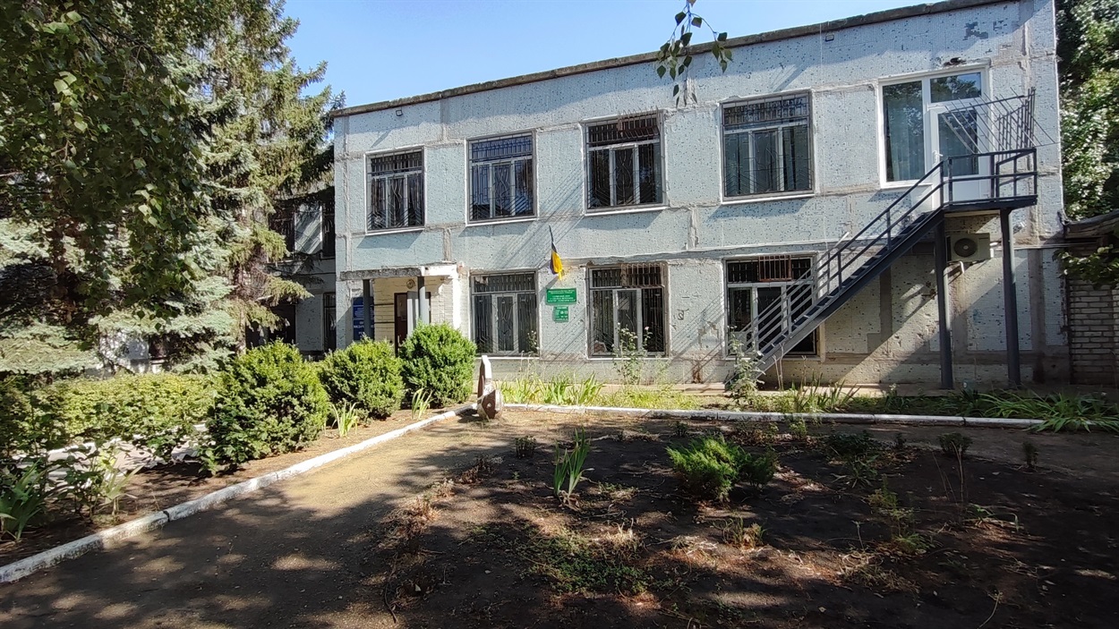 Офіс розташований за адресою бульвар Квітковий, 4 поруч з пенсійним фондом