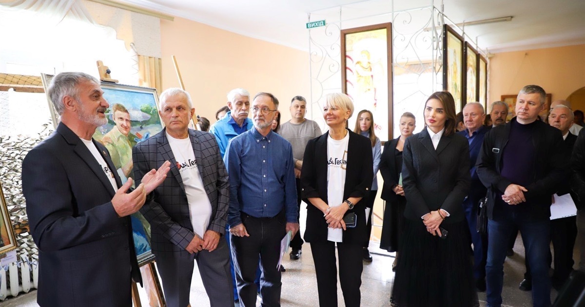 Новини воєнного часу. Про виставку та презентацію, уроки безпеки, історію рідного краю