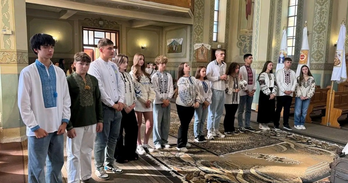 “Тут виховується особистість”: як діє спільнота молоді при храмі Вознесіння Господнього у Дрогобичі