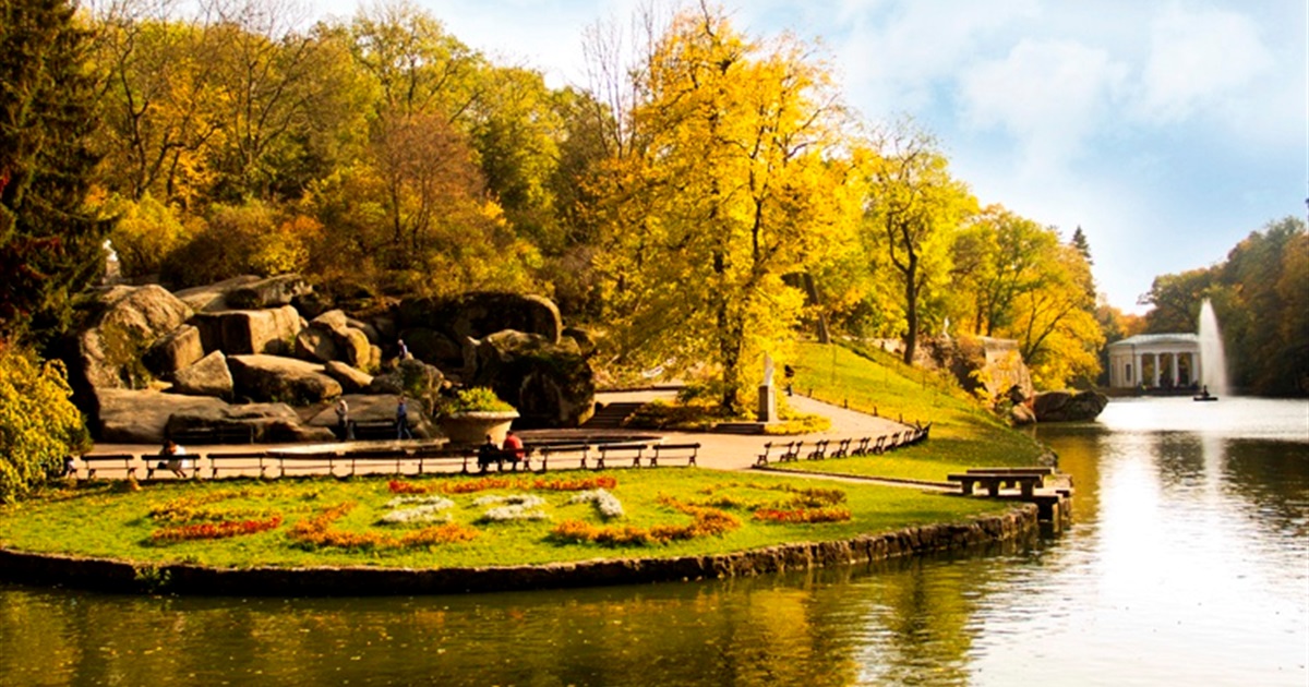 5 ідей для осінніх мандрівок Україною з невеликим бюджетом