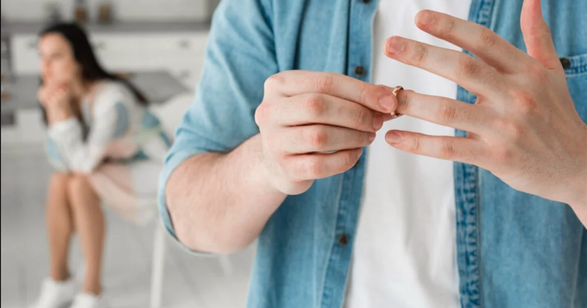 Гучні розлучення зірок у 2025. Хто з відомих українських та світових пар розірвав стосунки