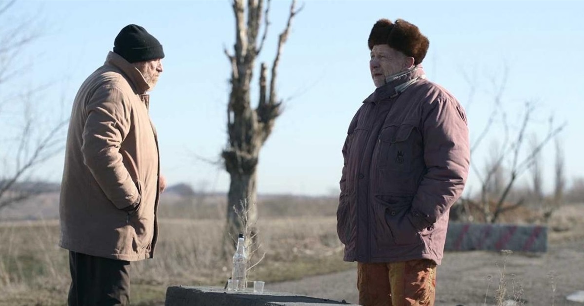 Вийшов фільм «Сірі бджоли» — його знімали на Луганщині. Команду евакуювали за добу до вторгнення