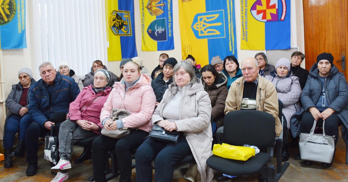 Про супровід, реєстрацію, виплати, увіковічення Героїв – діалог з родинами