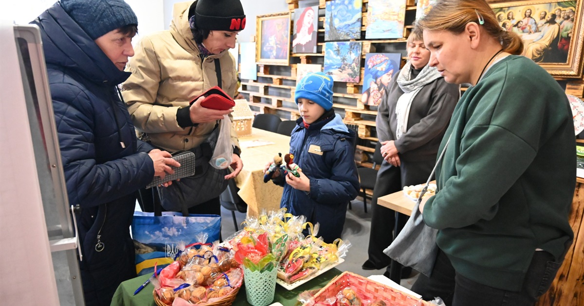 Для душі і з думкою про Захисників: як пройшов ярмарок «Від Романа до Йордана» у Золотоноші?