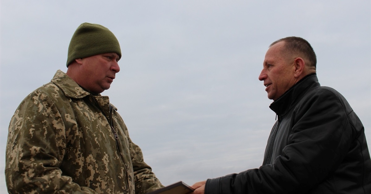 Незламність і подяка: у Старокостянтинові відзначили військовослужбовців ЗСУ