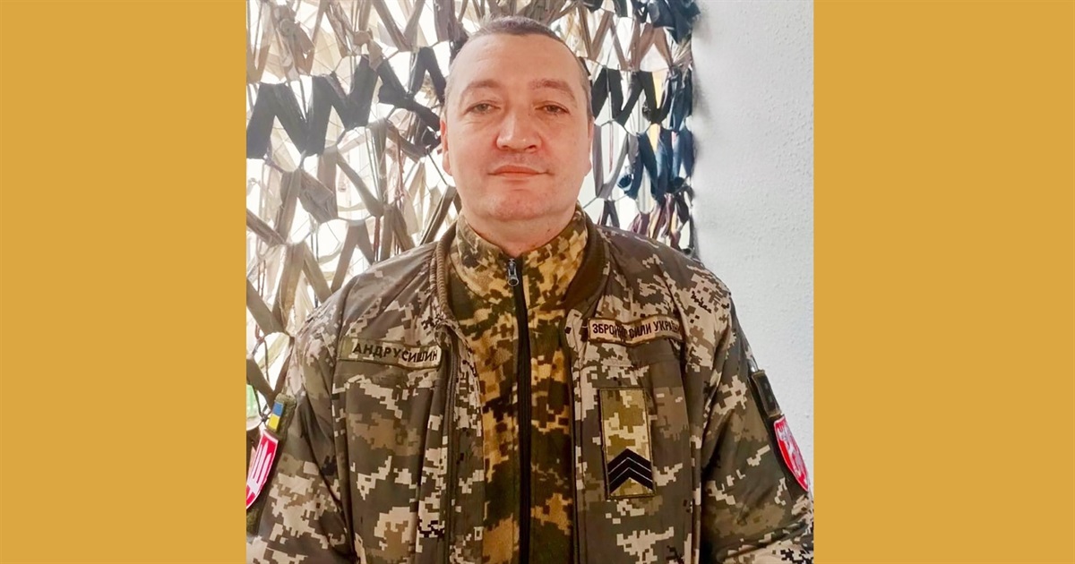 Військовослужбовець з Чорткова врятував життя дівчинці, що потрапила під колеса вантажівки