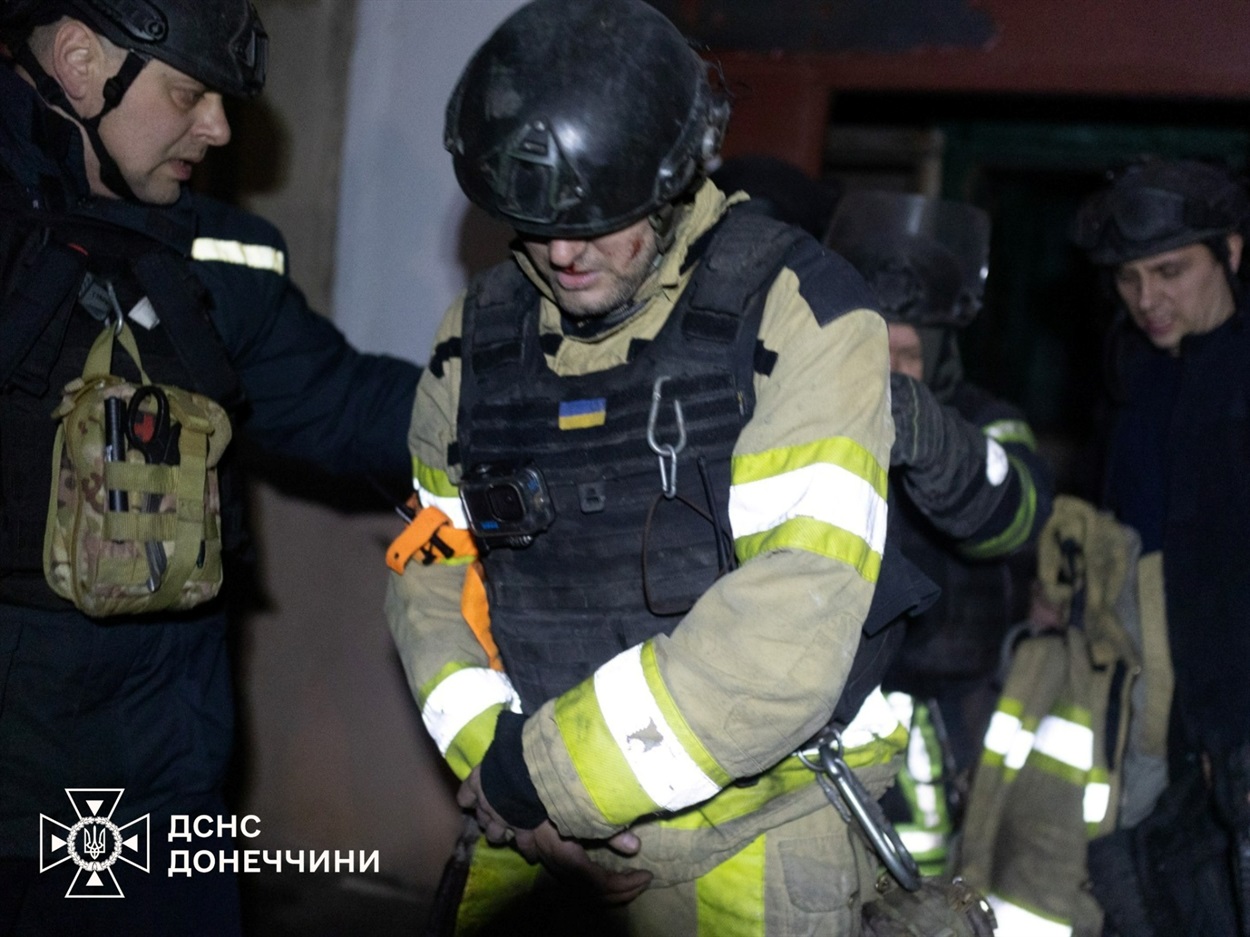 Внаслідок атаки дрона четверо поранених рятувальників
