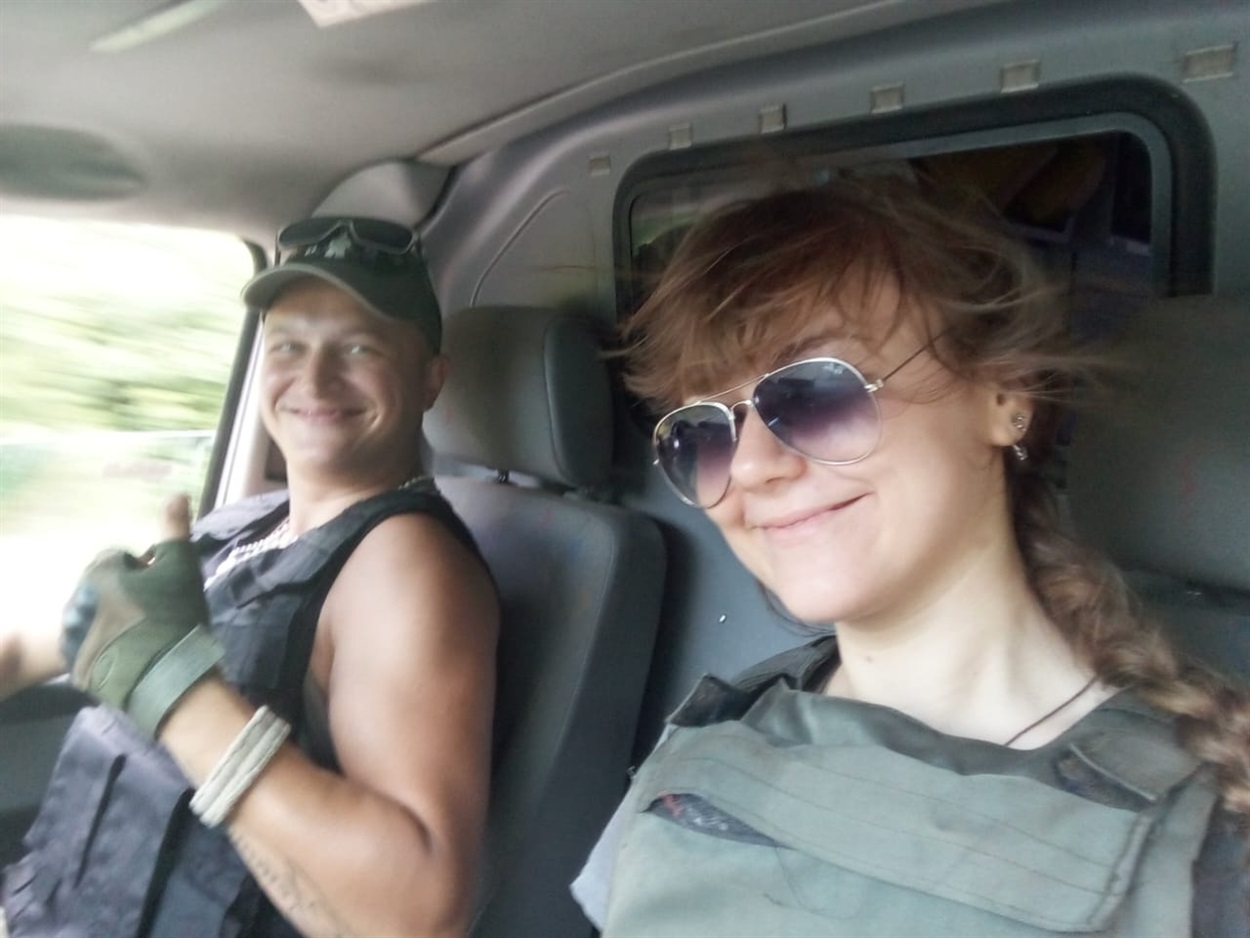 дівчата-військові