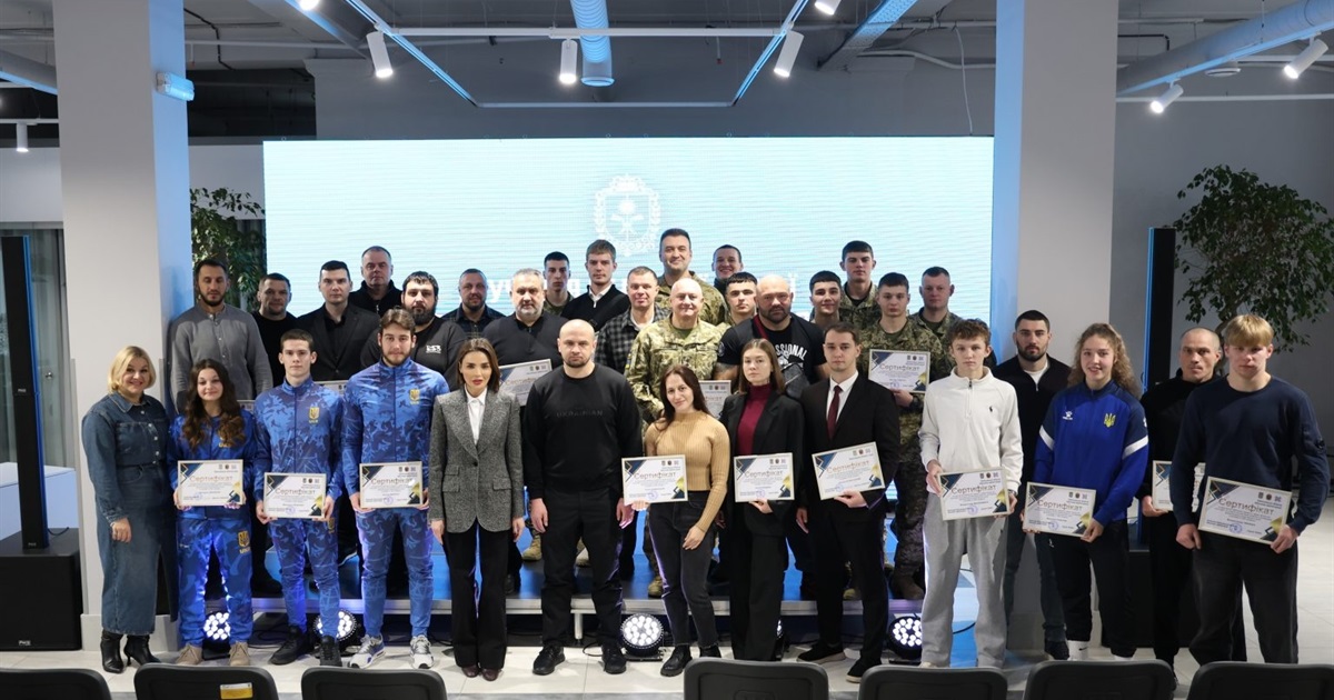 На Хмельниччині відзначили видатних спортсменів та тренерів: серед лауреатів старокостянтинівці