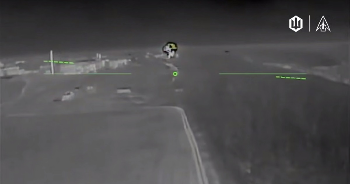 З’явилося відео ураження підстанції “Волноваха-тягова” — у СБС прокоментували нічні вибухи у районі