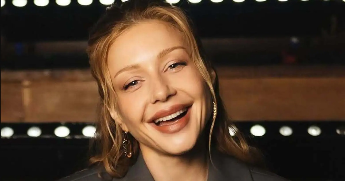 Тіну Кароль зацькували у Мережі за трек "У нас немає світла": зірка відповіла на закиди