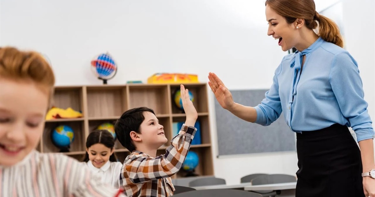 Нові зарплати вчителів: як і коли зросте оплата праці